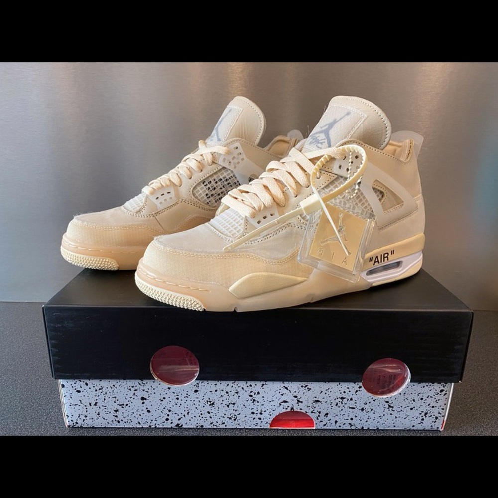 Off White Jordan 4